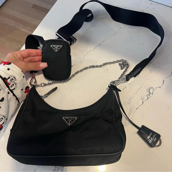 Prada Re-Edition 2005 Re-Nylon bag - Picture 4 of 16